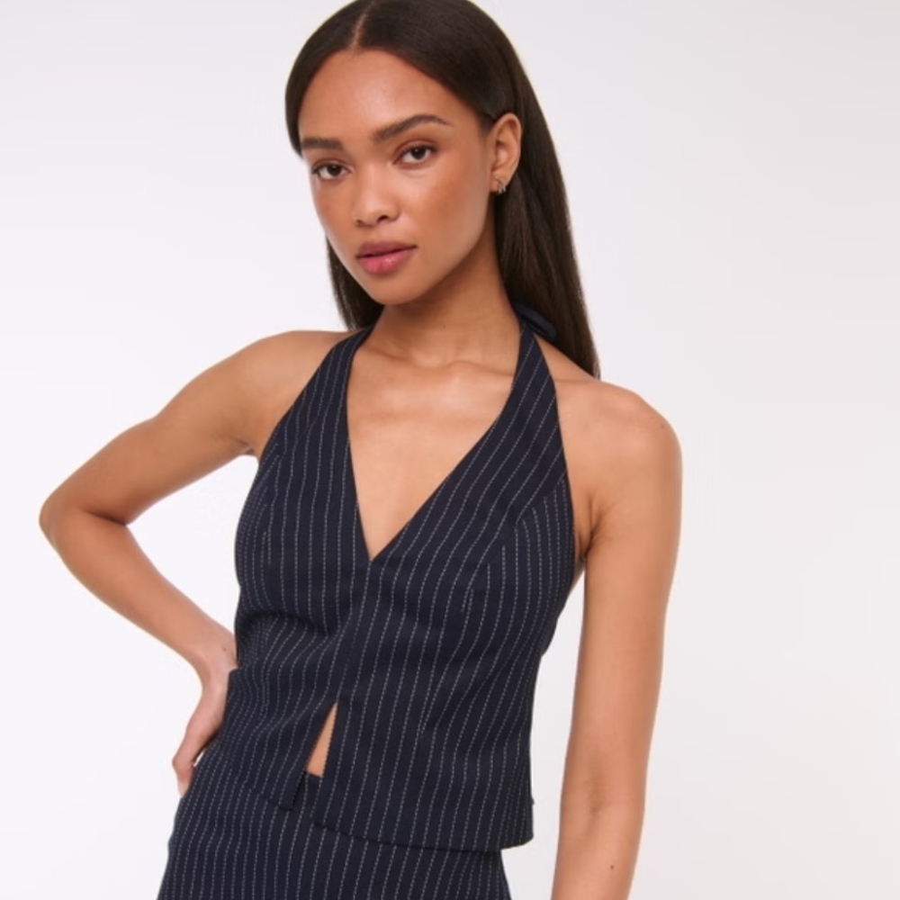 NWT Abercrombie & Fitch Pinstripe Halter V-Neck Top In Navy/White - XL